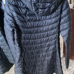 Gap Upcycled Puffer Jacket - lightweight pack able